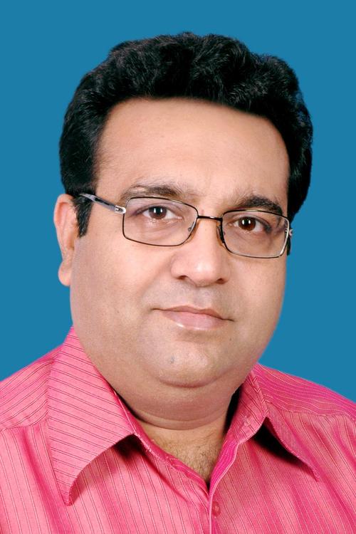 Economic & Business Journalist; worked with Bloomberg, The Economic Times, The Indian Express, The Financial Express
