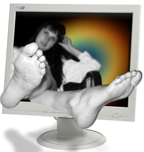 mistressweronik's profile picture. E-mail me for custom fetish clips.