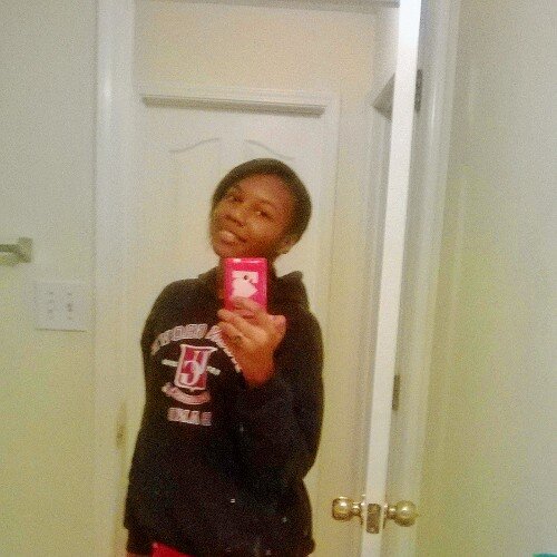 Directioner! Janoskianator! Loves watching youtubers, b-day 5 days after Harry Styles! Greatest listener , Loves your beautiful face;)