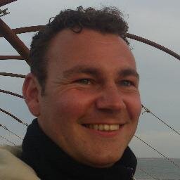 Projectleider adviseur Leefbaarheid en Participatie Zwijndrecht, trouwambtenaar Schiedam en Voorne aan Zee, bestuurslid CDA en vertrouwenspersoon scouting LvP.