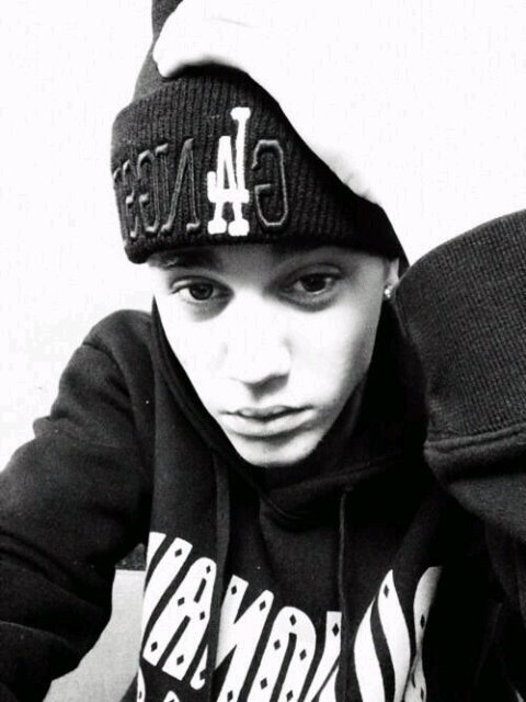 Hey I gave u a free follow ! Go follow @fuckyouiloveJDB ask for a followback