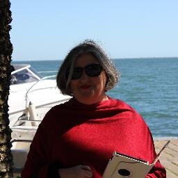 Insegnante, formatrice,  autrice e blogger.