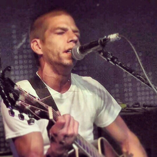 Musician/Singer/songwriter Originally from the Midwest. Now on the west coast. Solo Artist. Joe Ruiz Music on facebook youtube and goggle