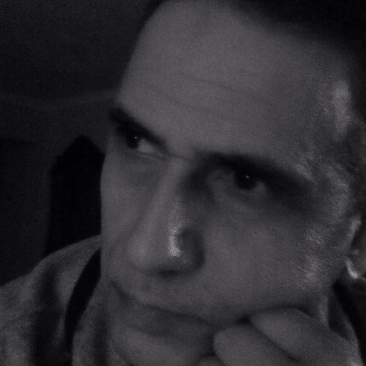 razaq563's profile picture. Former mad man!