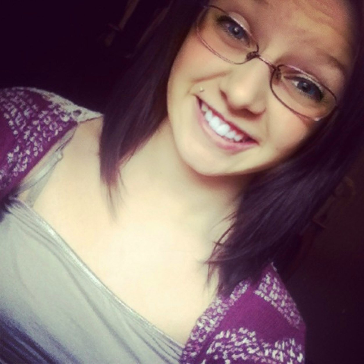 Danielle melissa mae hanshaw....Pineville middle ....13✨.... Singleee ....And you should follow me