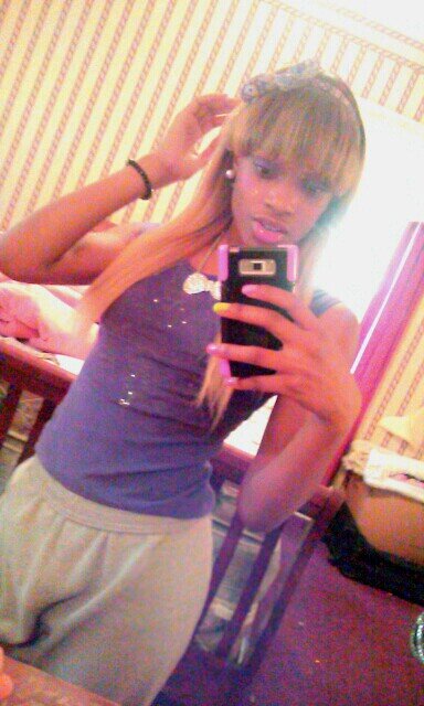 ' Beauty Queenn- ♪♪♬ -