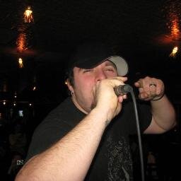 JohnnyWhiteguy's profile picture. 