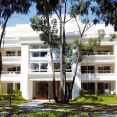 Somos un grupo de 130 propietarios de Green Park, que coordinamos en forma directa los alquileres de nuestros apartamentos propietarios@greenparksolanas.com