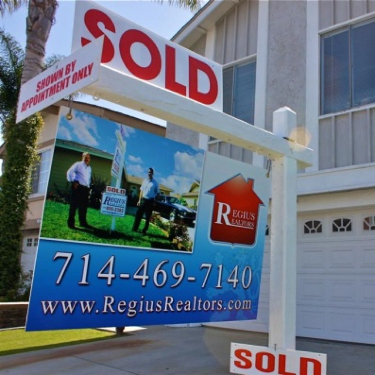 RegiusRealtors's profile picture. 