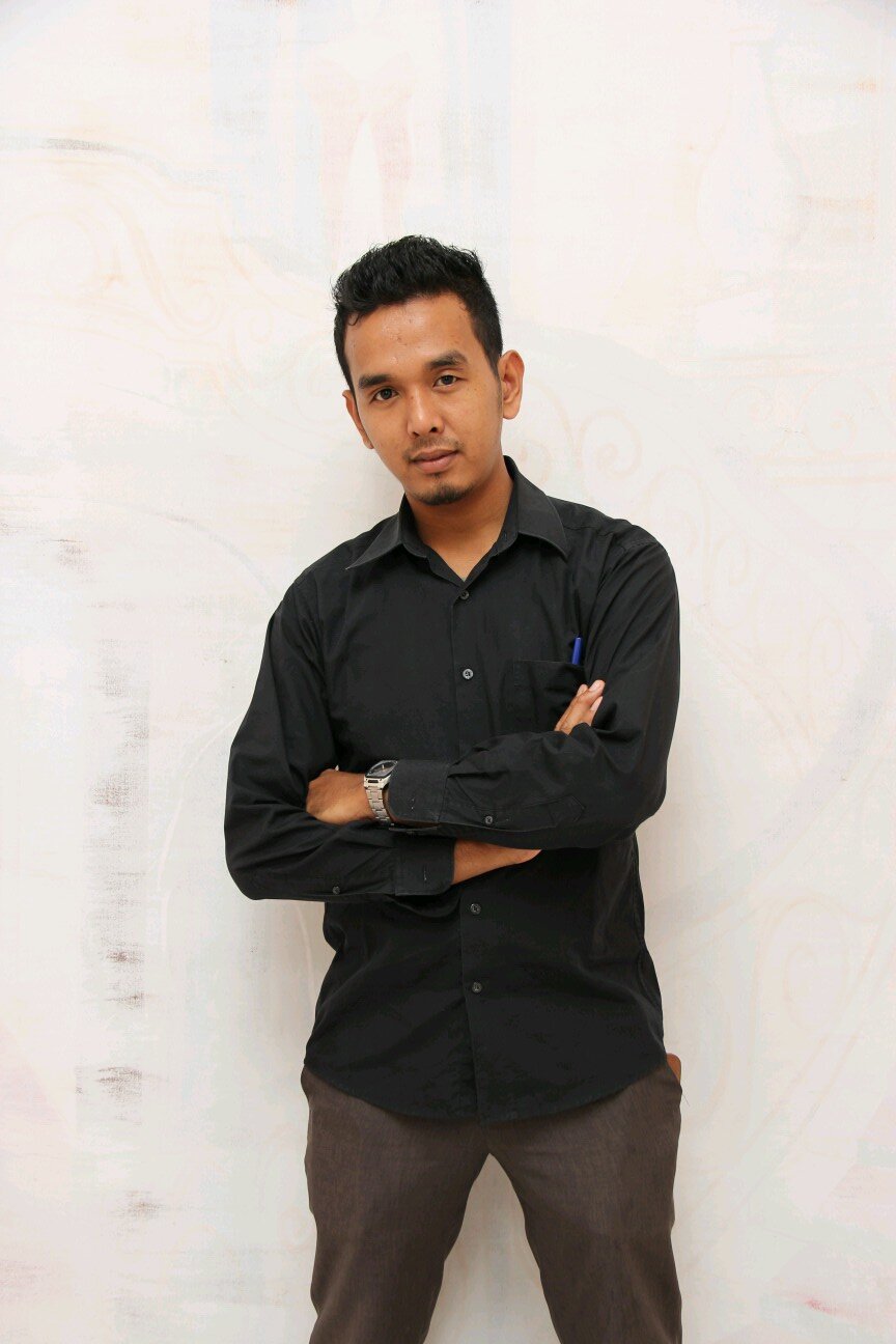 hengki0234's profile picture. crews wedding package