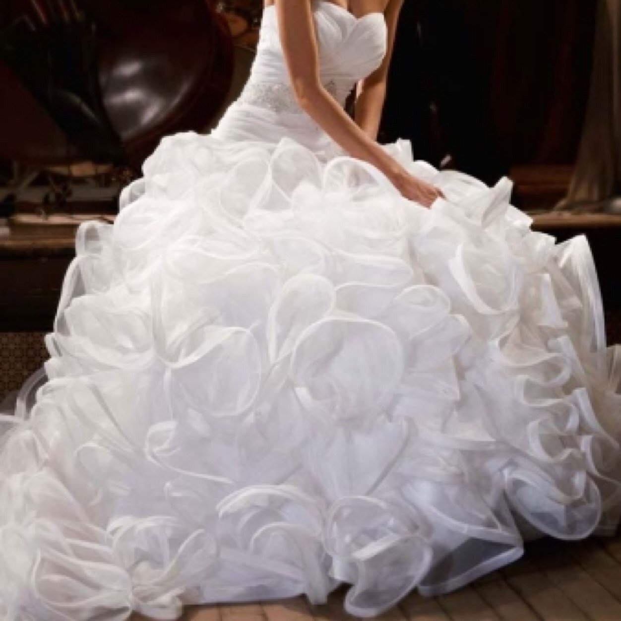 AfterDarkThings's profile picture. All things after dark; ❤️#DiamondsAfterDark #DressesAfterDark #HeelsAfterDark