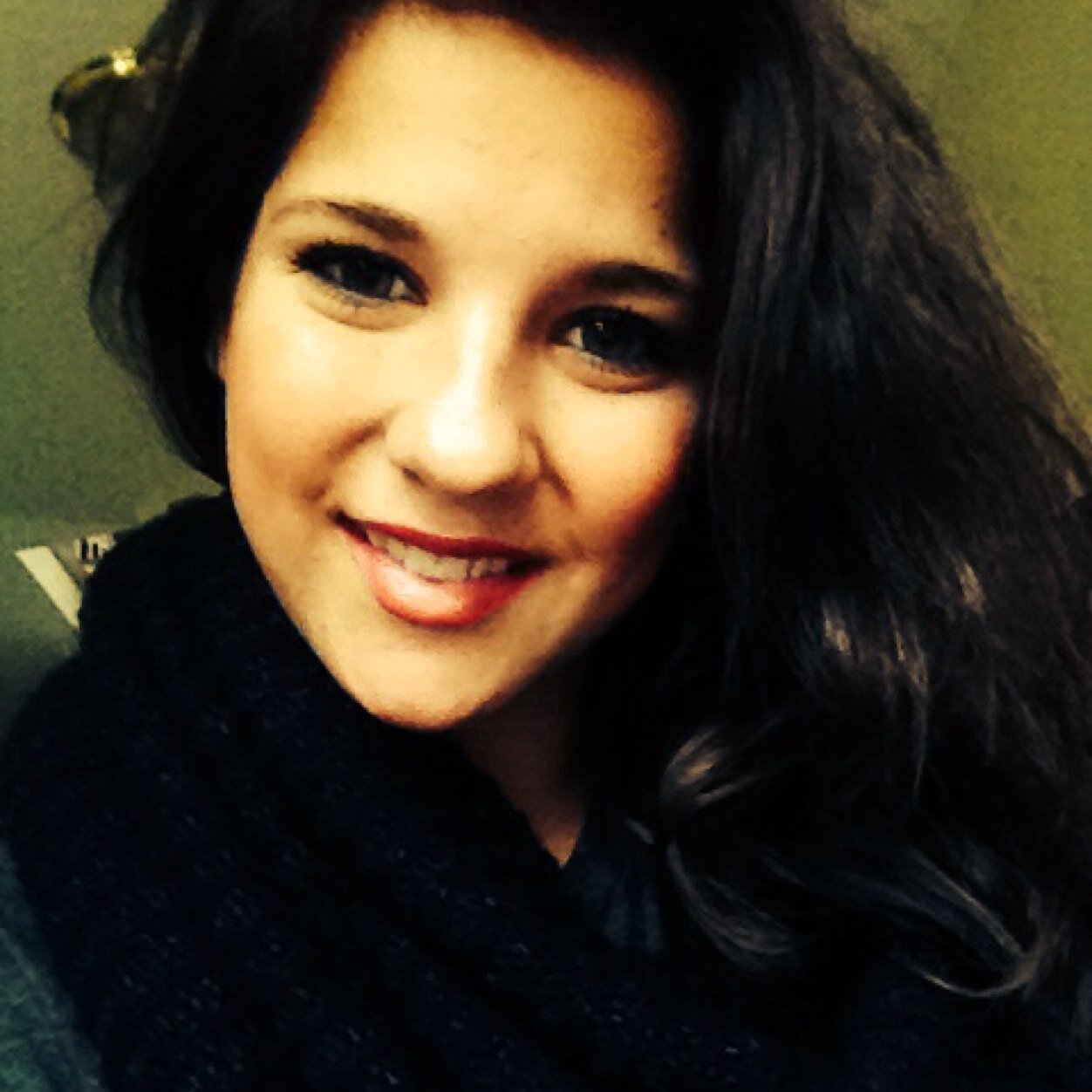 erinloveish's profile picture. fast forward through time and never look back