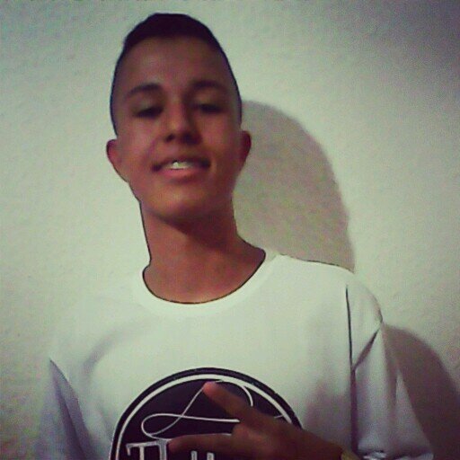 Cuide de quem corre do seu lado e de quem te quer bem essa é a coisa mais pura ♫