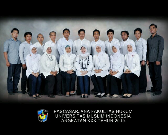 Advokat (27b29b77)