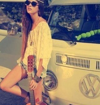 fragilex_'s profile picture. follow my main acc @halim_nathania , I will follback:) just ask..