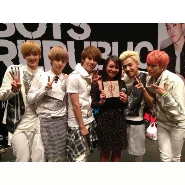 mono_scandal645's profile picture. 