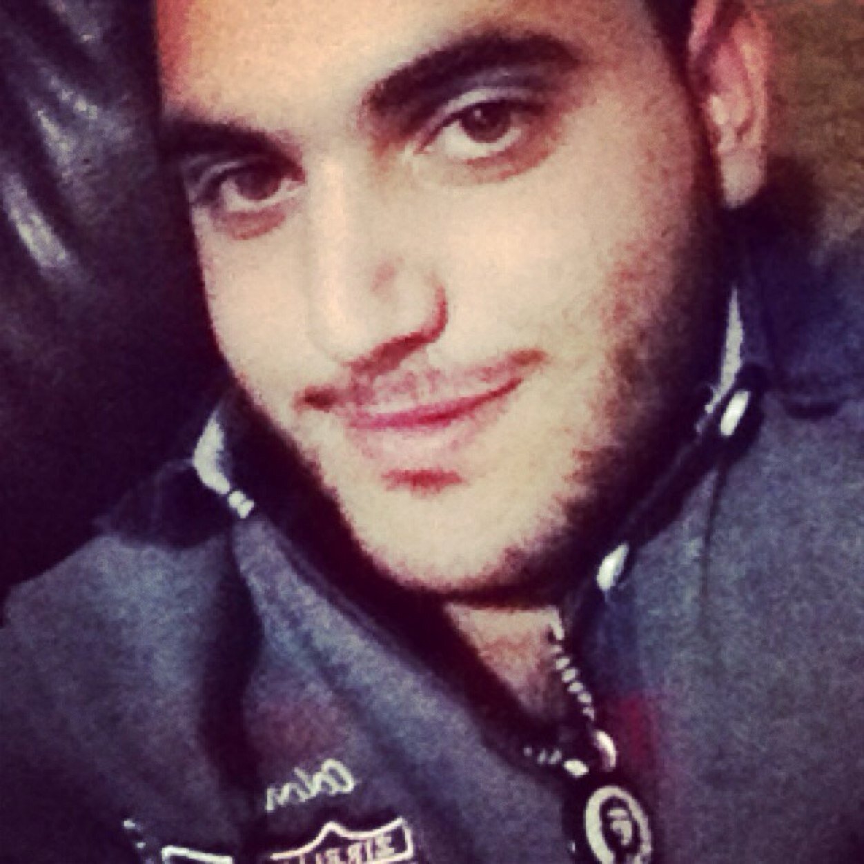 Roykhalil2's profile picture. 