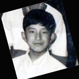 kaoruitou's profile picture. 自己をどう紹介していいのやら、ひょっとしたらとても
ふざけた野郎かもしれません！気を付けましょう。
本心をなかなか明かそとしない、失礼な野郎です。

根はまじめなんですが、ときどき不謹慎な発言もします。
気に障ってしまいましたらごめんなさい。