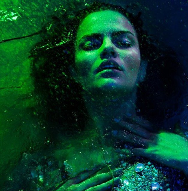 Fashion photographer 
BRAZIL
JULIANA JUSTO - 55 (011) 99677-1733
LUANA GODOY - 55 (011) 7885-8954 //USA / EUROPE/ http://t.co/r28xD7Mfd6