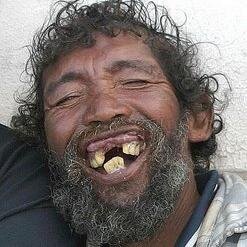 Tanta carne y yo chimuelo.