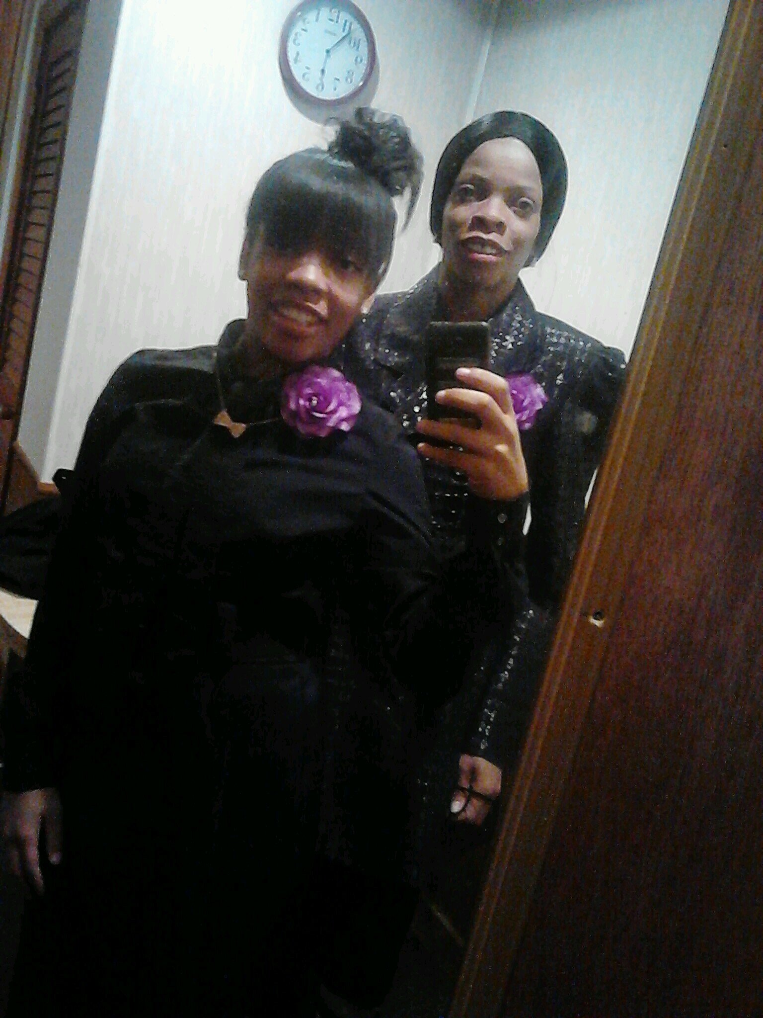 #Team IM BACK BITCHES! !