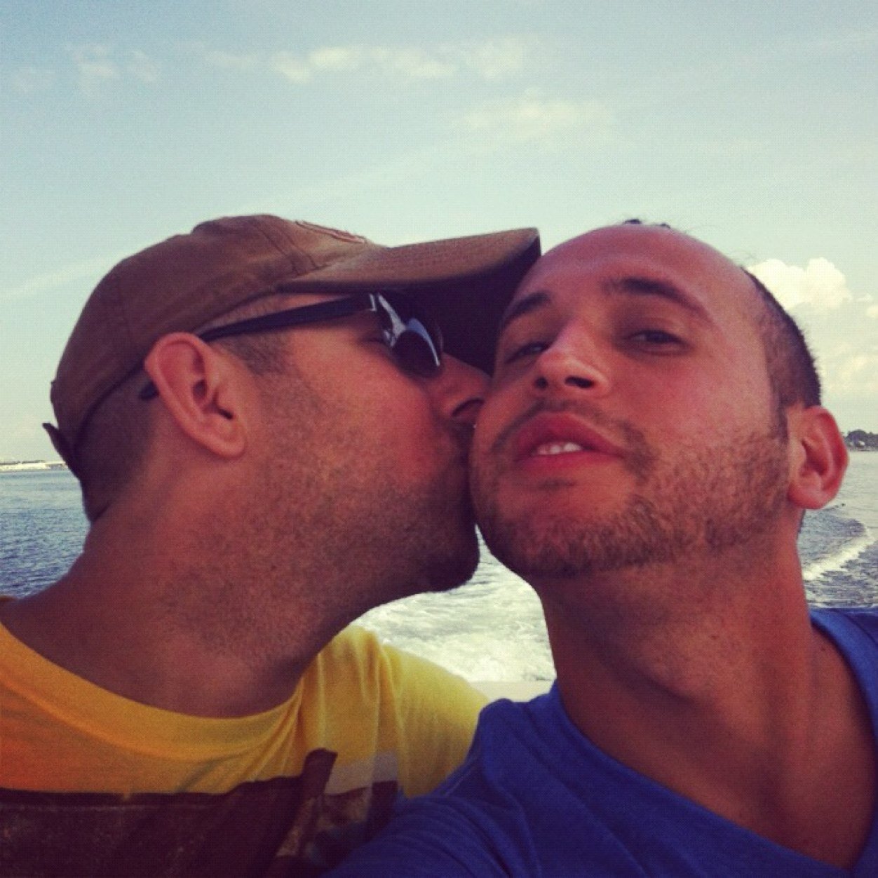 _Alex_Henry_'s profile picture. #Poetry #Reading #ACIM #ACourseInMiracles #ReturnToLove #Peace #Light #Joy #Forgiveness