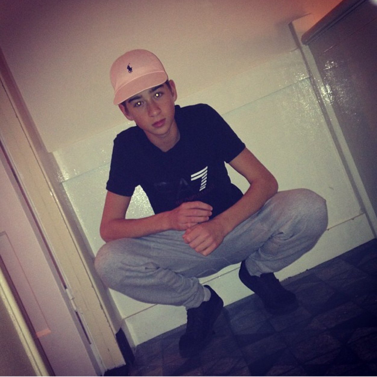 jarri1999's profile picture. insta : jarri1999_