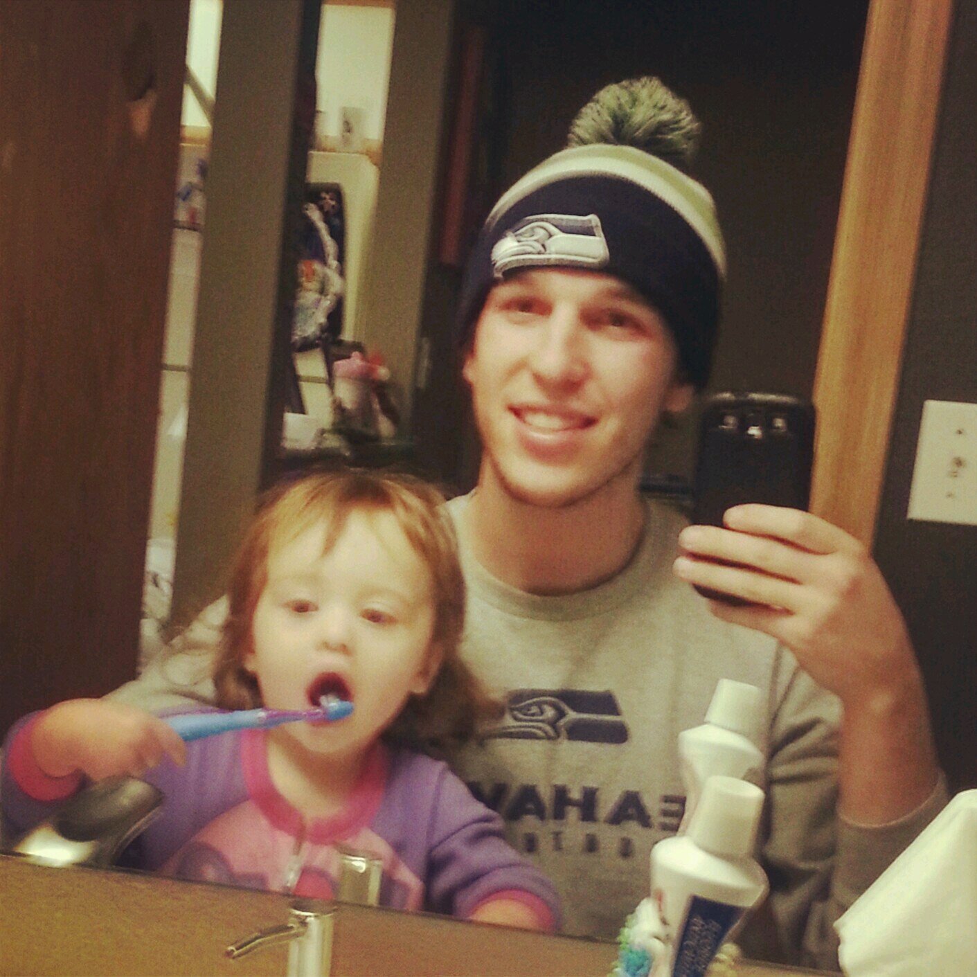 B_moneyFresh24's profile picture. 