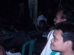 Perlawanan dan kesombongan yang terselubung.