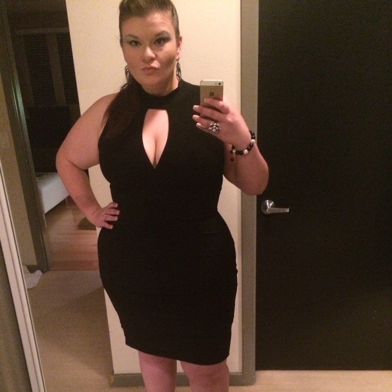 somuchfattitude's profile picture. Weight watching, intuitive, clean eater that's lost over 100+lbs and still going. Bourbon loving foodie & baker. Triathlete. ATL Sports Freak.  #sweatpink