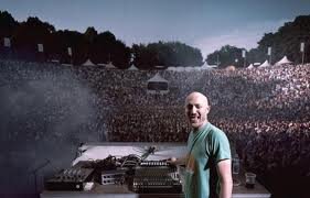 Todo lo relacionado con el TECHNO, DEEP HOUSE, TECH-HOUSE... Con la fé llegarás a Dios, con la música al cielo #Techno4Life