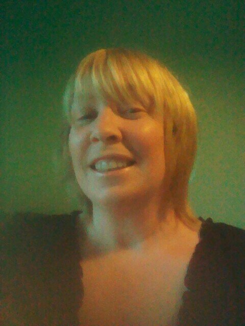 WIFE TO DAVE MOTHER OF 3 DAUGHTERS GRANDMOTHER OF 3 GRANDCHILDREN
