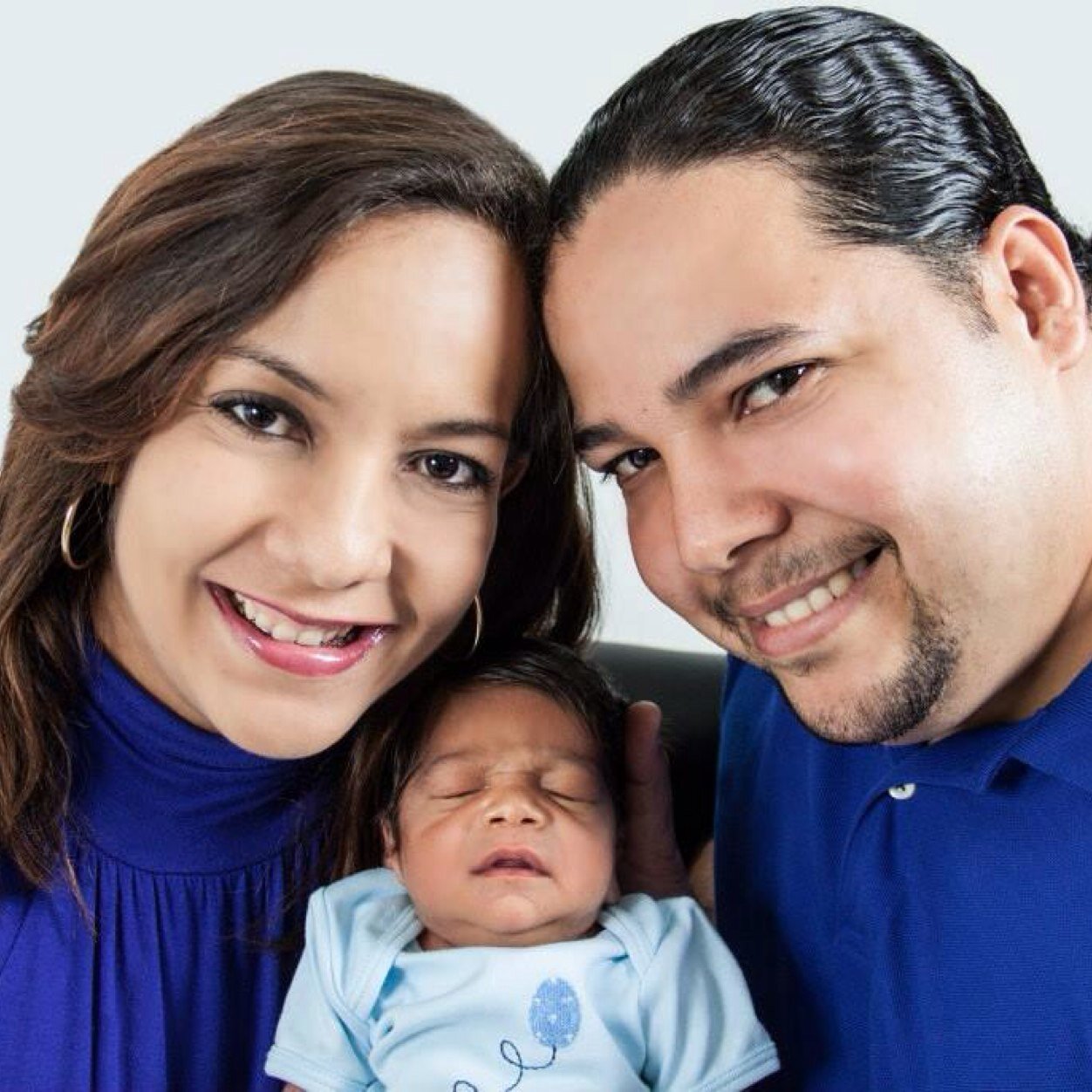 adelmalora's profile picture. Mercadologa - con estilo de vida simple y sencilla para aprovechar que estamos en el mundo para reir aprender y sobretodo amar.