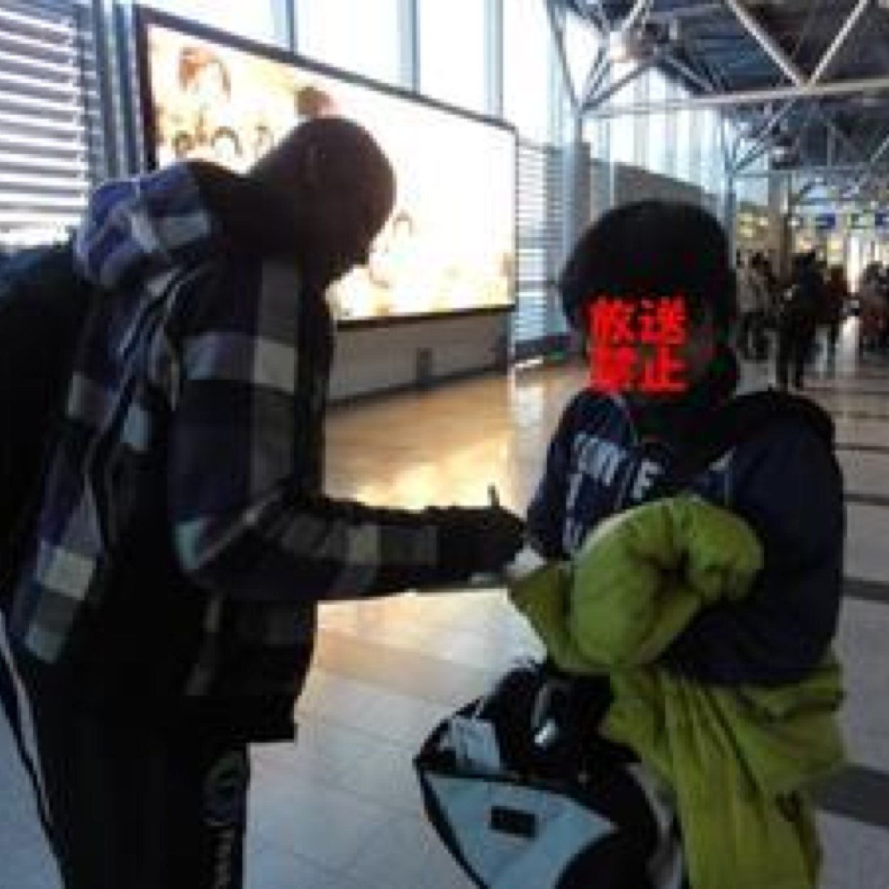 頭の中、いつもオーロラが舞ってます。10年連続14回。フィンランド、ラップランドでオーロラを愛でるのが唯一の生き甲斐。 ネコ🐈‍⬛2匹居ます。