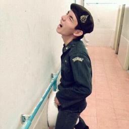 KraisonMoungLou's profile picture. 