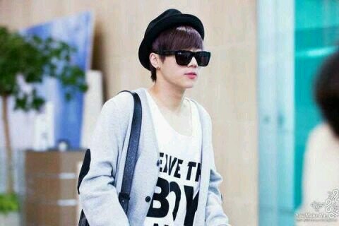 인피니트 성규 คิมซองกยูตาโตไลน์ Real account:@kyuzizi Duo:@SEHUNXXQ_LE open:14/11/13 My Fam #LEFAM♡♡