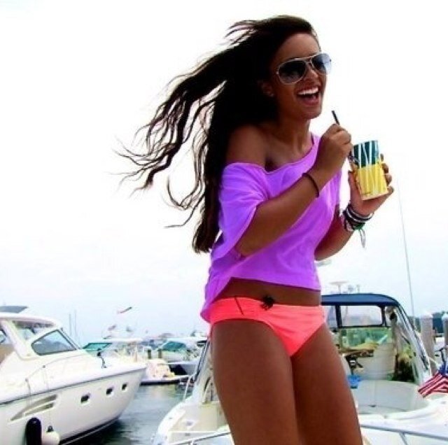 Iovedrunkk's profile picture. we can die in desire or we can burn in love tonight. // siempre serás mi Chuck Bass .