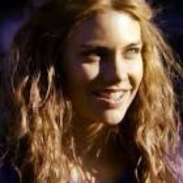 I'm Rose Marie, vampire. Made by Mary Porter. Maker of Katerina. Always running from Elijah and Klaus. TVD RP 18+