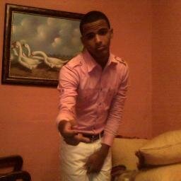 soy muchachos GV no mecotiso muchos me gusta el corro si me invitas voy  atu casa sigueme y conose mas demi ♥ soy de 24 de abril !!