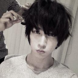 ชนาธิป (31 Jan 1990) อ่านกฎก่อนเล่น Bot We Are นะครับ Rule : http://t.co/OTQgASgMoS