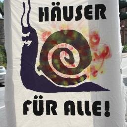Wir sind eine offene Recht-auf-Stadt-Gruppe, die maßgeblich aus der Besetzung der ehemaligen Augenklinik (Traumklinik) im Juli 2013 hervorgegangen ist.