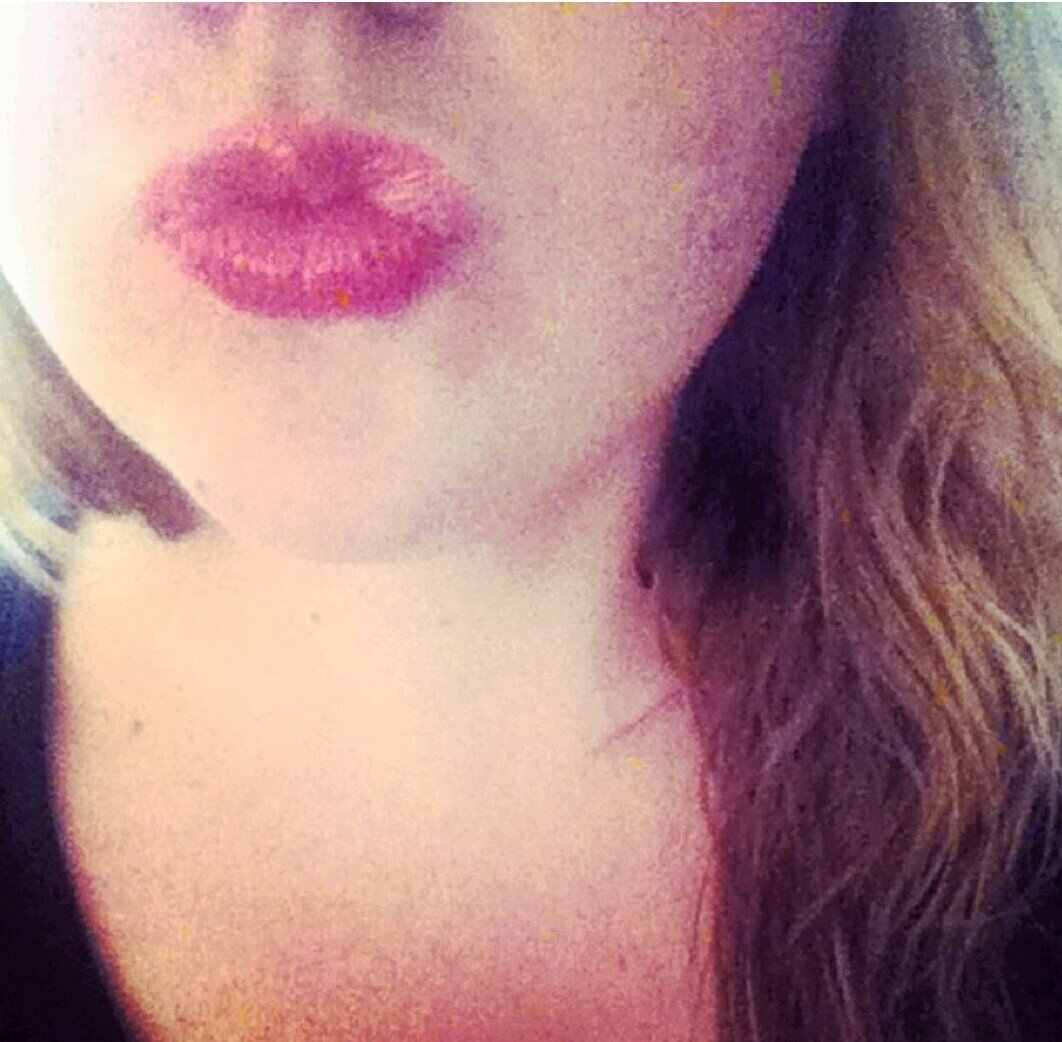 HOWardIROLL's profile picture. Illuminati, High Society. Rave. Lesbians. Fuck Sobriety.