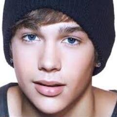 Amo Austin Carter Mahone e não importa o que digam ele é perfeito