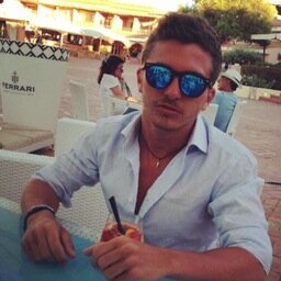 I am from La Spezia, Italy. Currently studying Communication and Media in Rotterdam. Pura vida