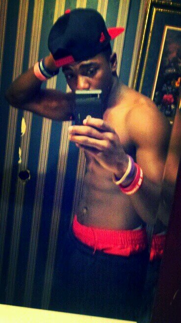 keep it real with me and ill be trill with you #7-4 til da world blow  #G.D #B.O.S #50Boyz #Gutta #Black&Blue wanna knw more just D.M me??