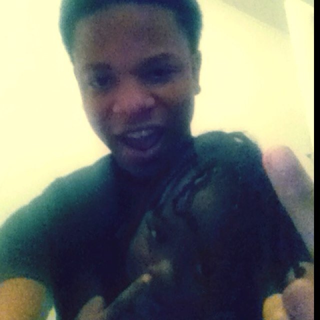 F.ck all dat juss f.ckin follow me, ima follow bakk