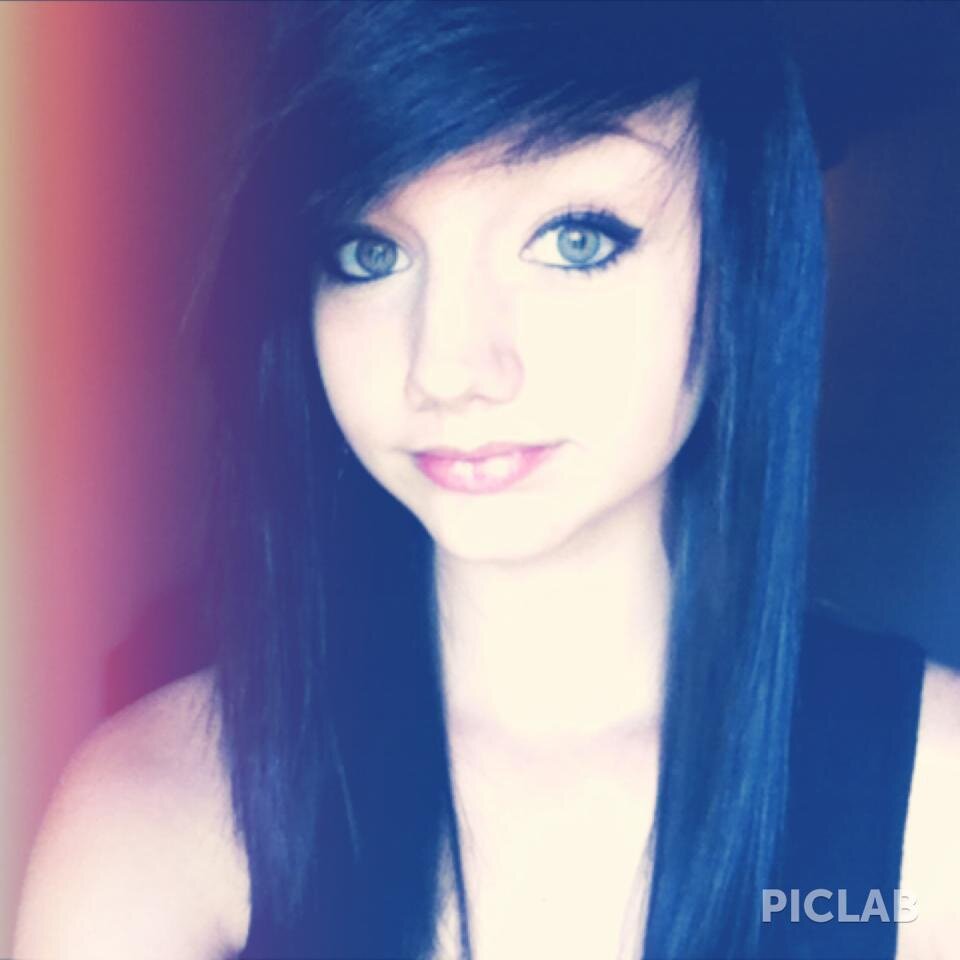 Lindsey28125's profile picture. 