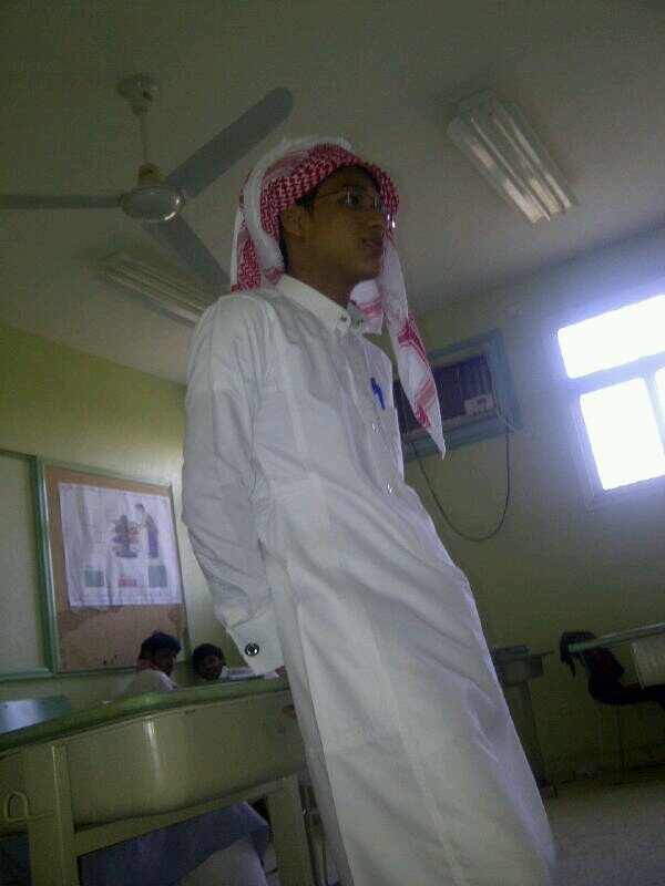 - ‏​آلحيِآة لآ تعٍطٌيِنآ گل مآ نحب   ولگن آلقنآعٍة تعٍطٌيِنآ گل آلحيِآة ...♪