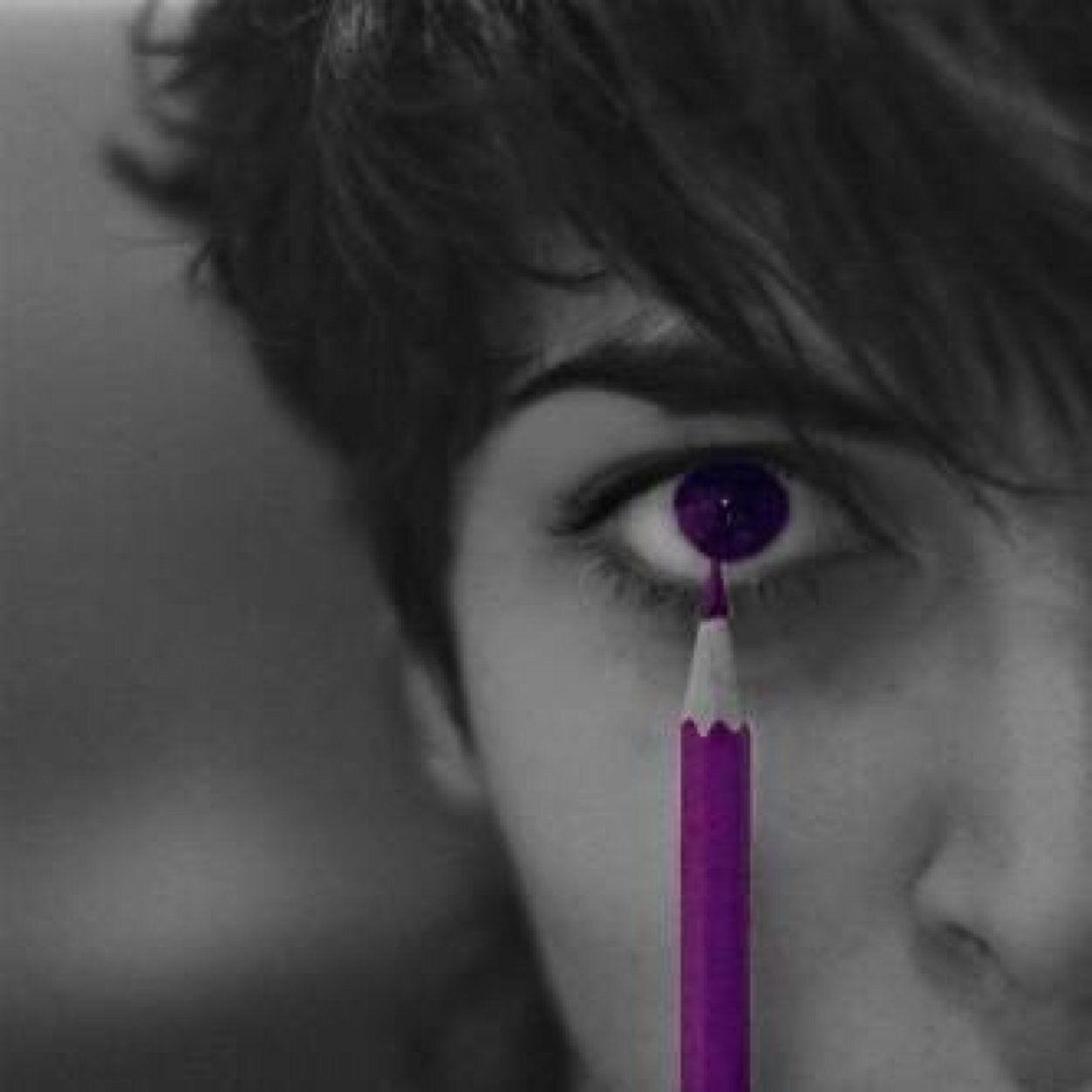 'اذا طال الزمان ولم تروني.' ' فهذه صوري وخواطري فاذكروني