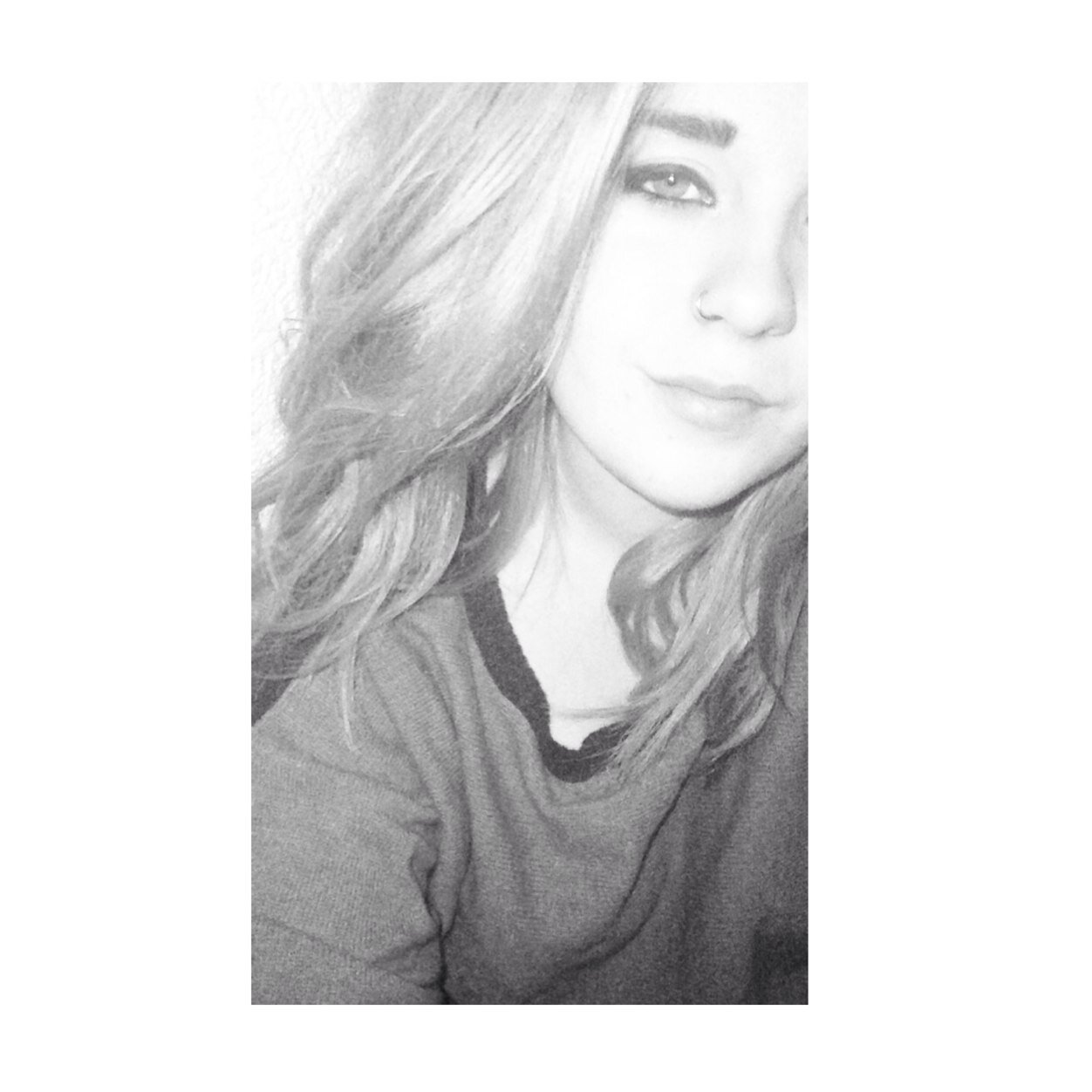 sorryimbecky's profile picture. mayday parade and american horror story ✌️⭐️